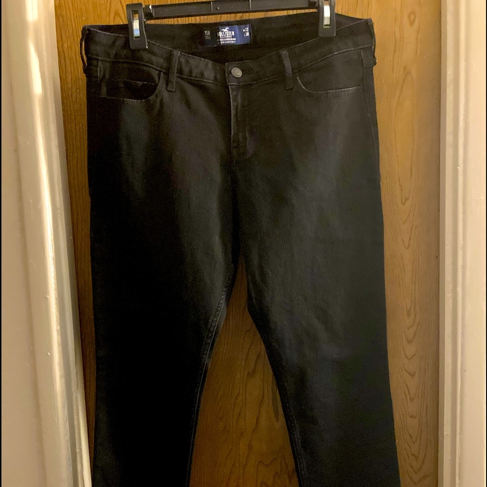 HOLLISTER Midrise Super Skinny Jeans